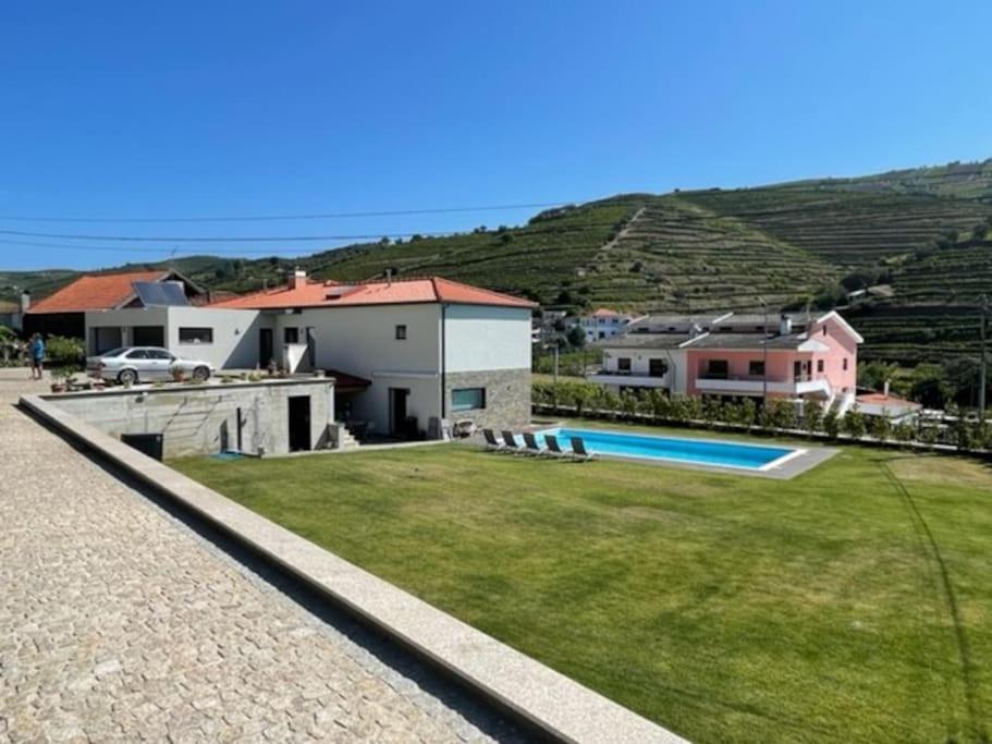 Villa Avec Piscine Dans La Region Du Douro Loureiro (Vila Real) Exterior foto