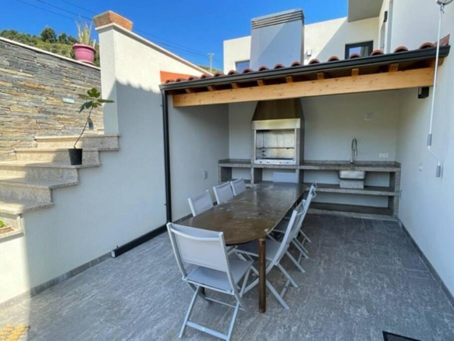 Villa Avec Piscine Dans La Region Du Douro Loureiro (Vila Real) Exterior foto